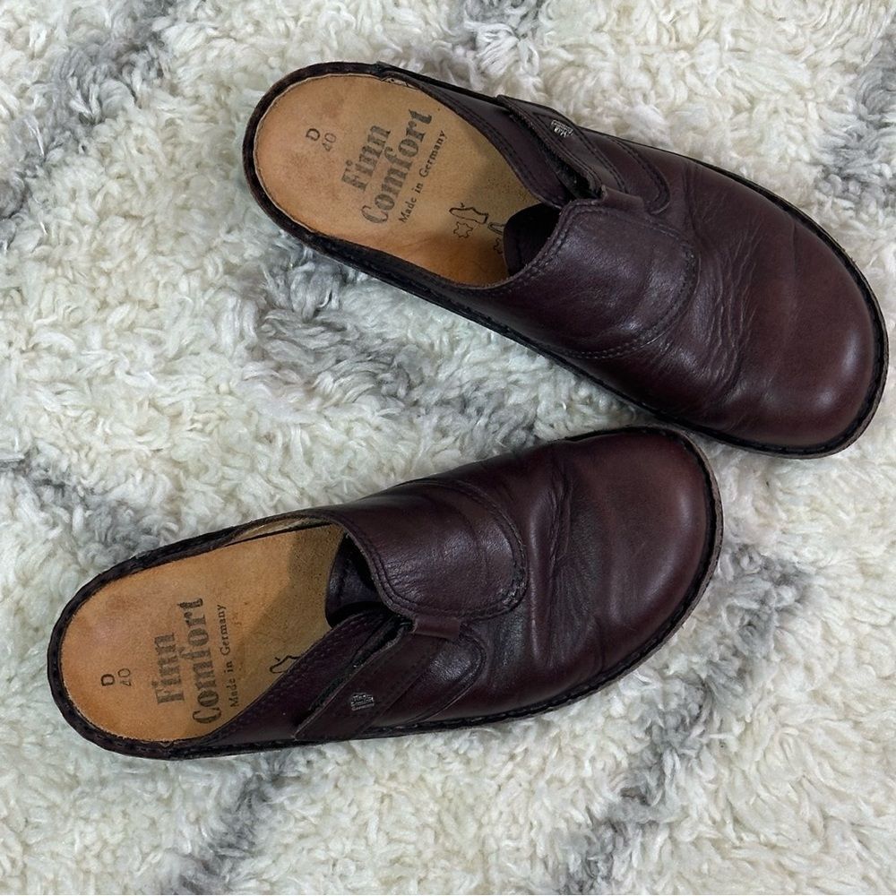 Finn Comfort Women's Dark Brown Leather Mules